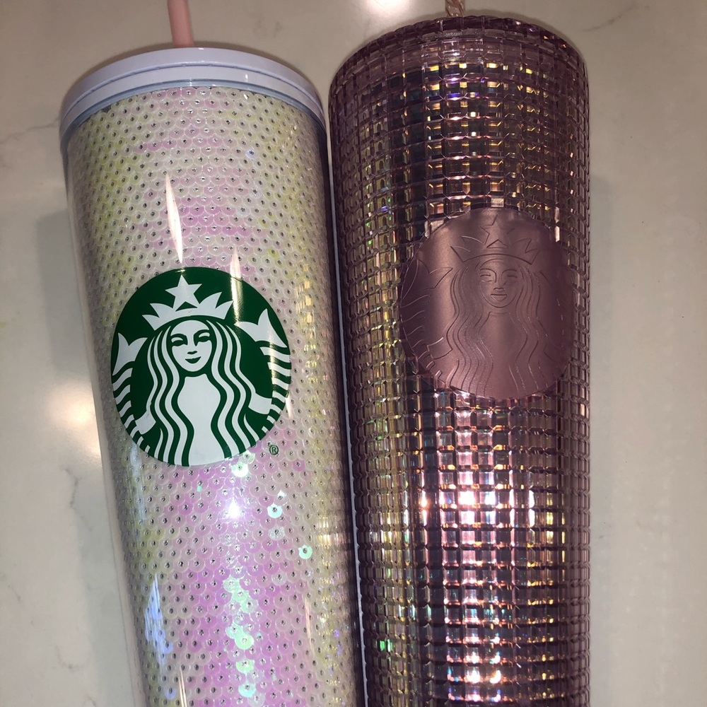 Starbucks cups!
